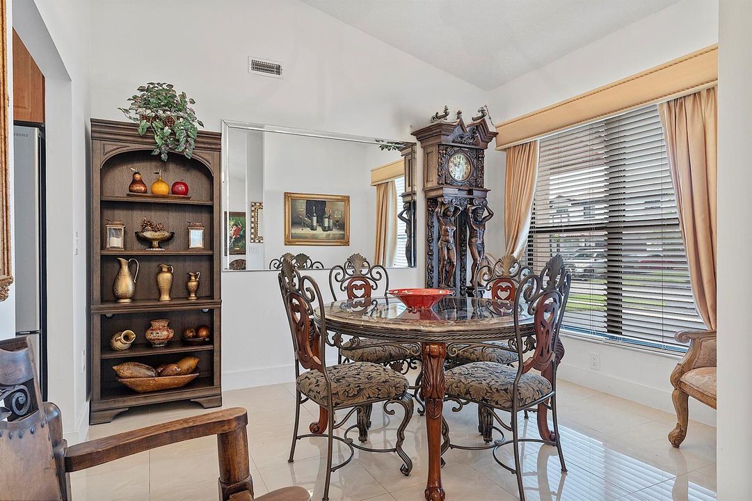 761 Greenbriar Ave, Davie, FL 33325 - 01