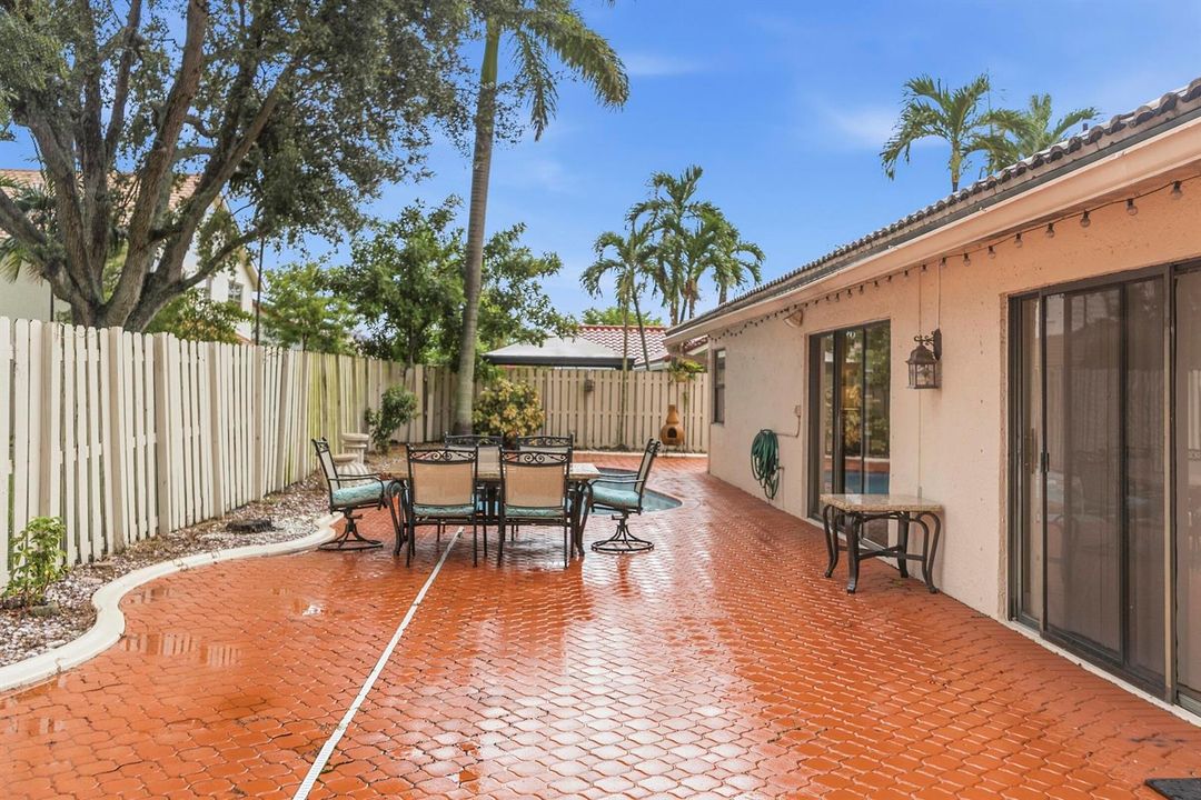 761 Greenbriar Ave, Davie, FL 33325 - 04