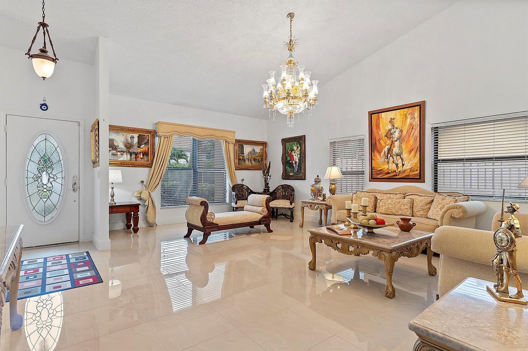 761 Greenbriar Ave, Davie, FL 33325 - 00
