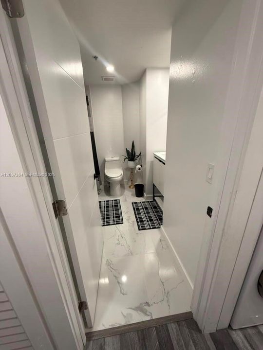 For Sale: $385,000 (3 beds, 2 baths, 1177 Square Feet)