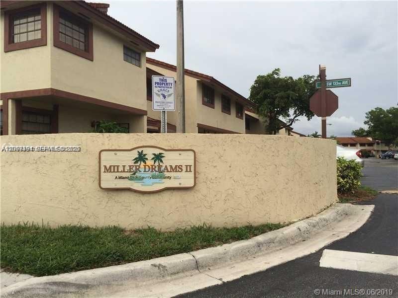 For Sale: $370,000 (2 beds, 1 baths, 962 Square Feet)