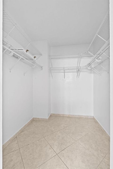 Walk In Closet