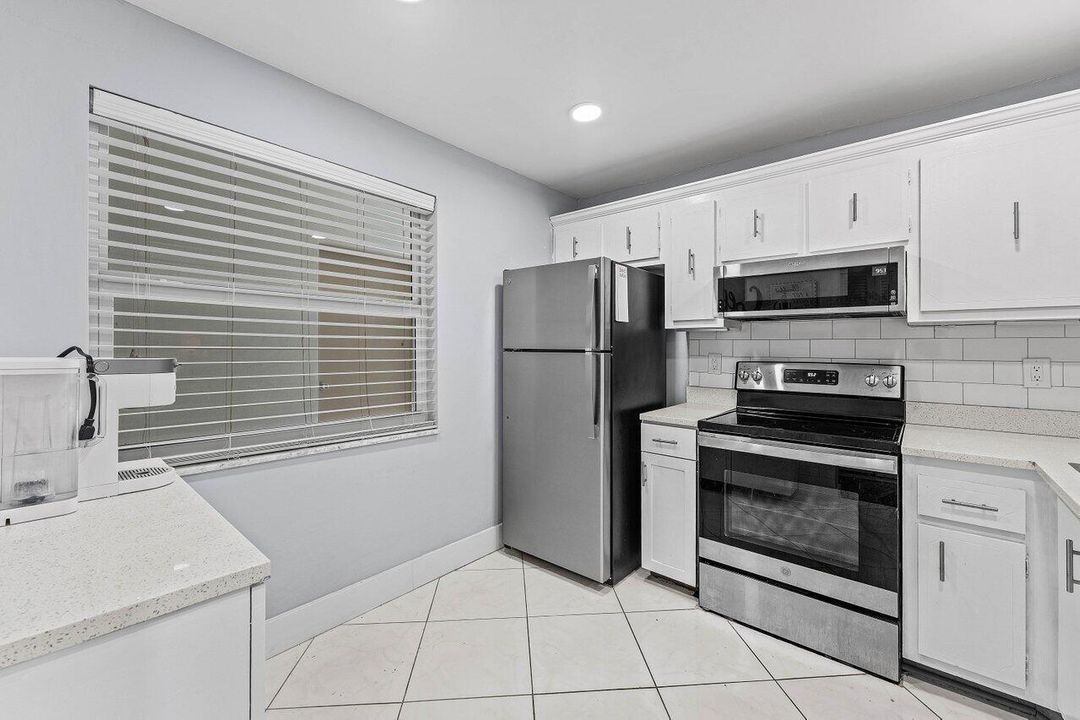 007-910DogwoodDrive-444-DelrayBeach-FL-3