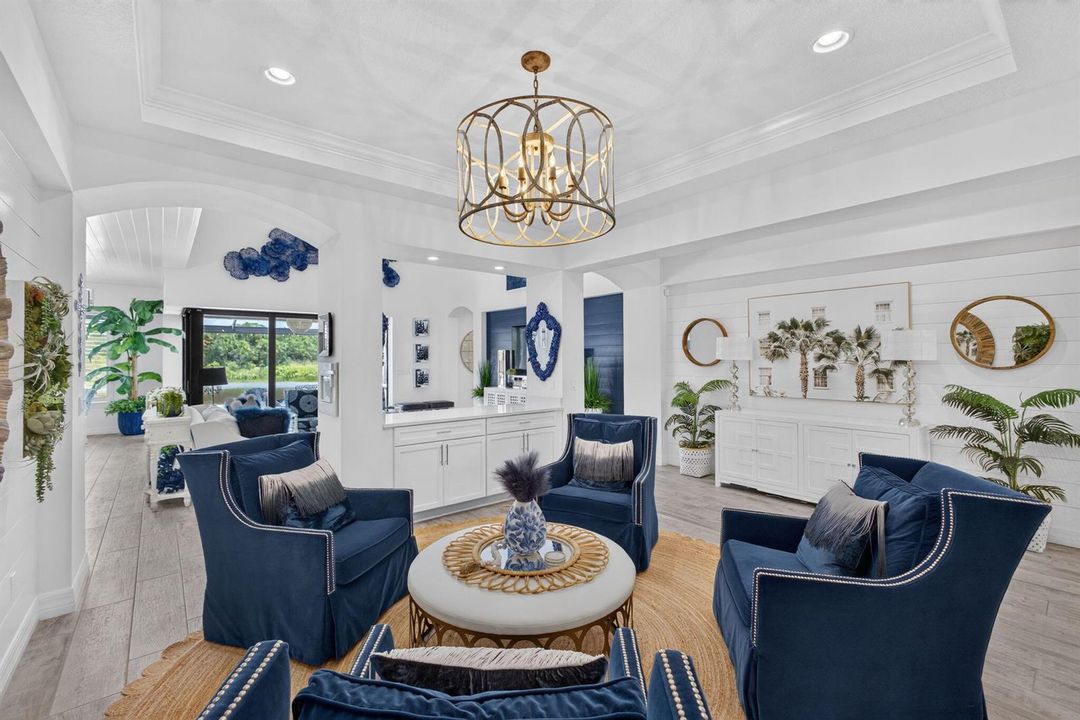 Dining Room/Sitting Area