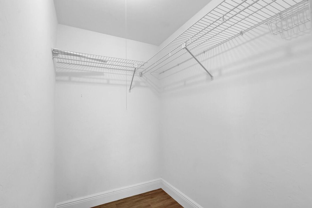 22_Image_22_mls