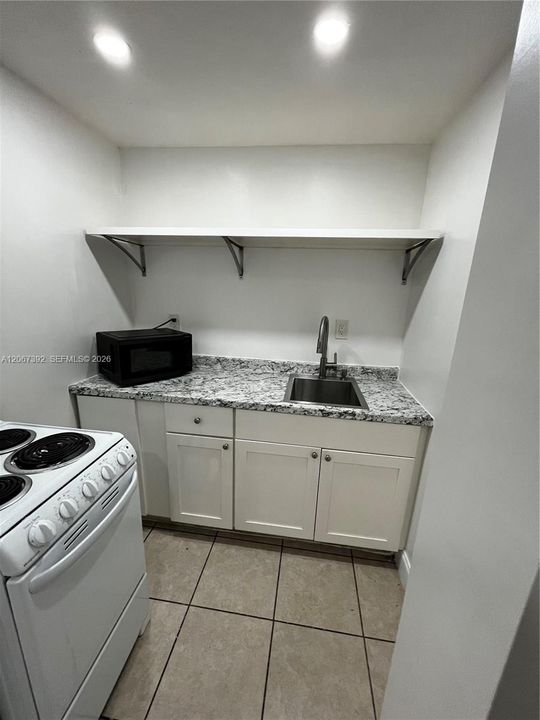 For Rent: $1,290 (2 beds, 1 baths, 1693 Square Feet)