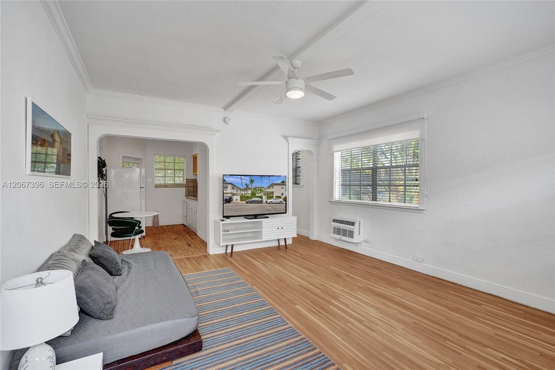 For Sale: $195,100 (0 beds, 1 baths, 398 Square Feet)