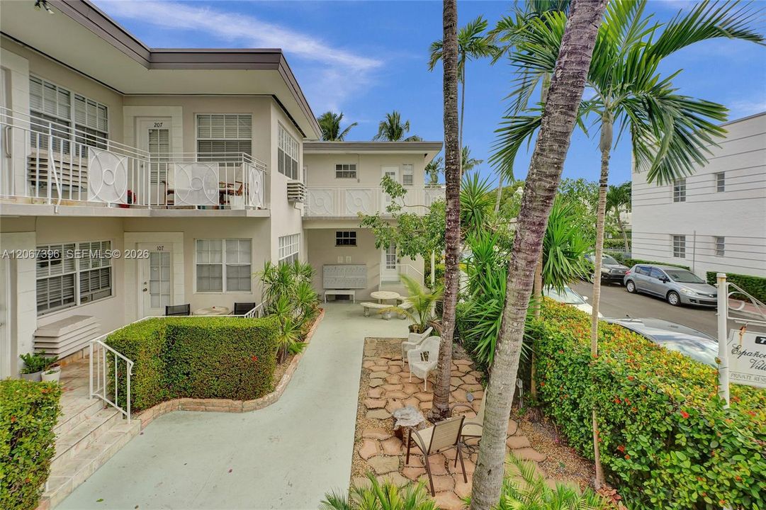 For Sale: $195,100 (0 beds, 1 baths, 398 Square Feet)