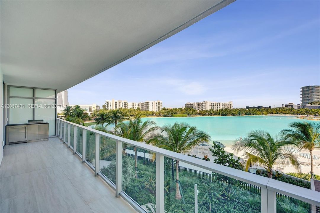 For Sale: $1,790,000 (2 beds, 3 baths, 1462 Square Feet)