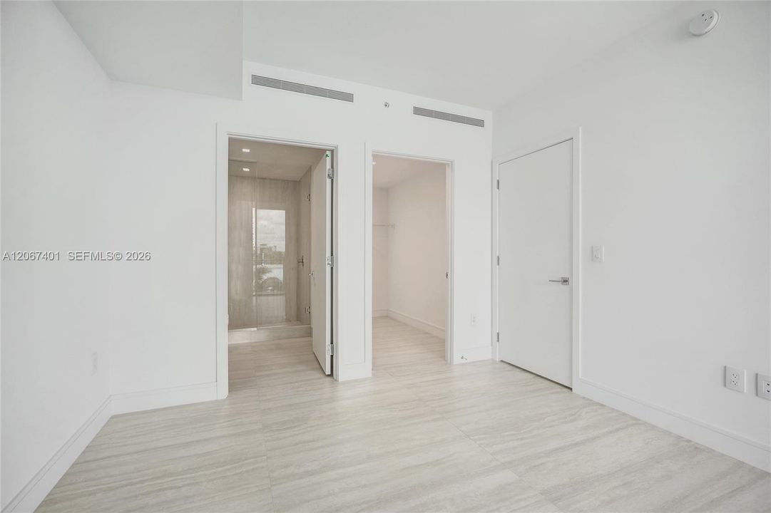 For Sale: $1,790,000 (2 beds, 3 baths, 1462 Square Feet)