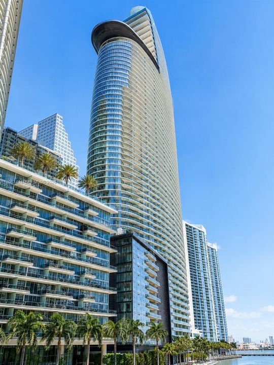 For Rent: $20,000 (2 beds, 2 baths, 1437 Square Feet)