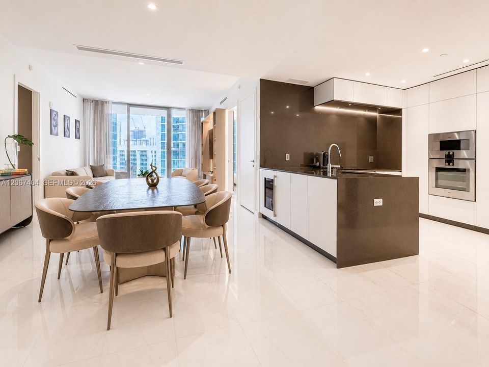 For Rent: $20,000 (2 beds, 2 baths, 1437 Square Feet)
