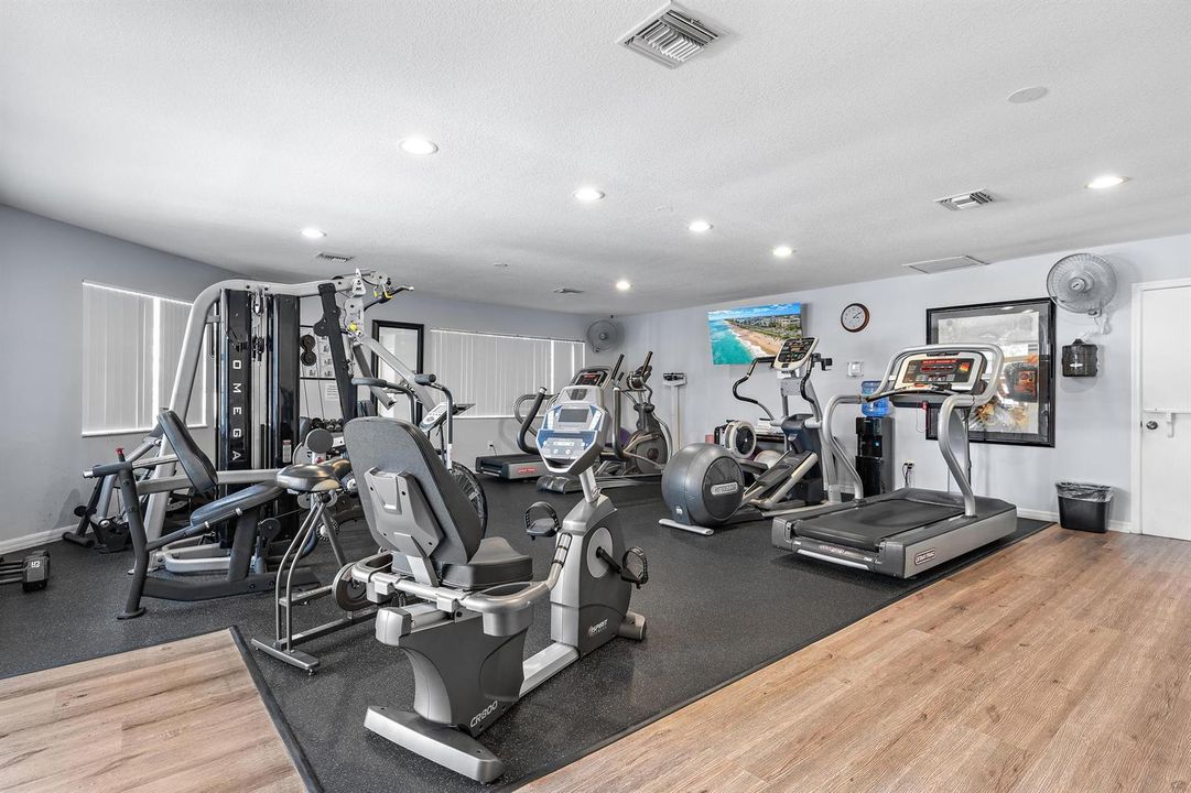 Fitness_227 N Lakeshore Dr-23