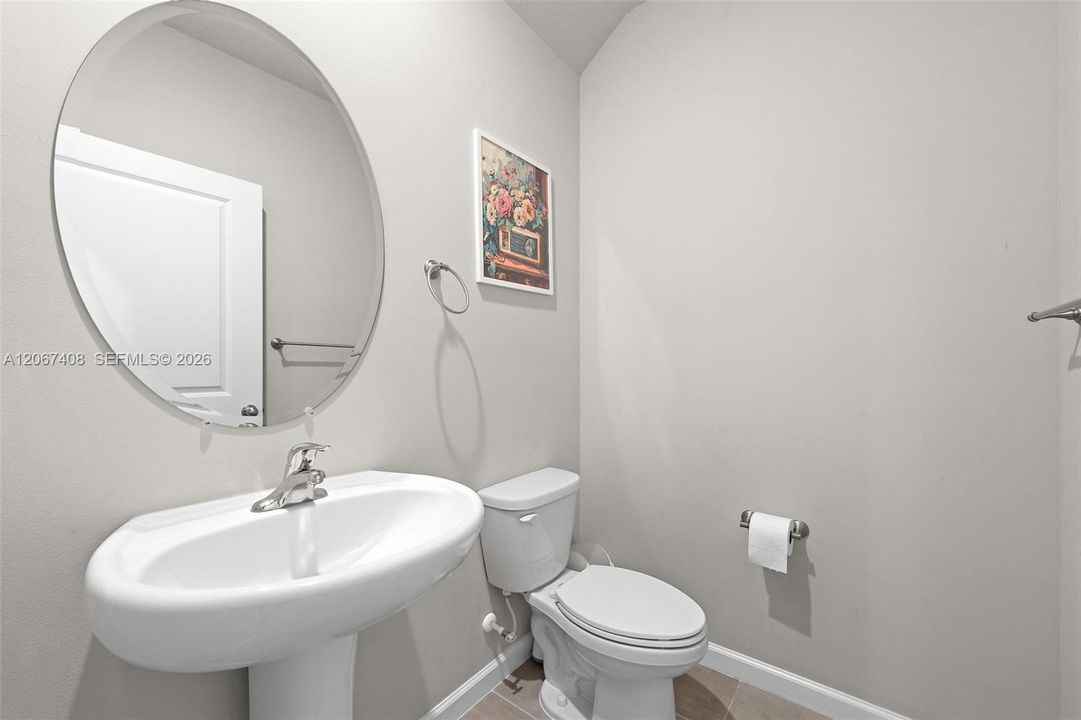 For Sale: $499,000 (3 beds, 2 baths, 1758 Square Feet)