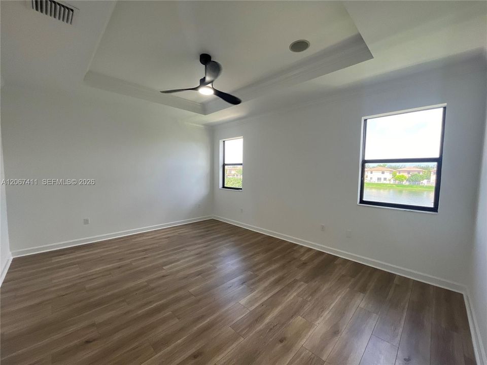 En Renta: $5,100 (5 camas, 4 baños, 2759 Pies cuadrados)