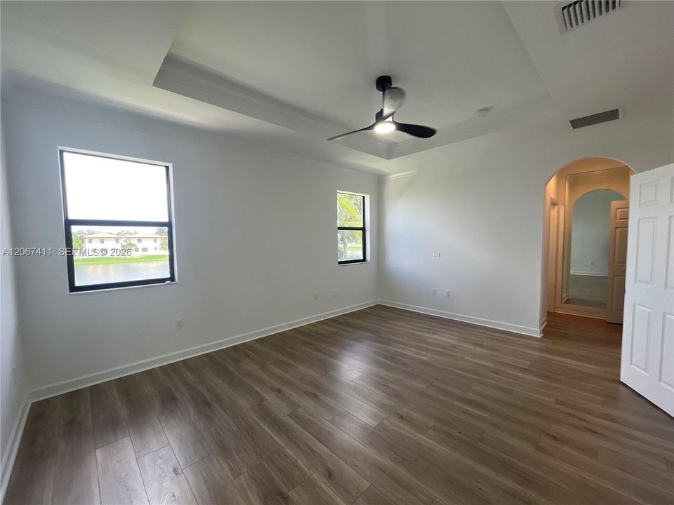 En Renta: $5,100 (5 camas, 4 baños, 2759 Pies cuadrados)