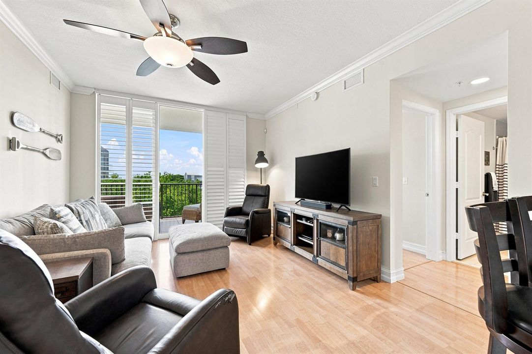 12_living room