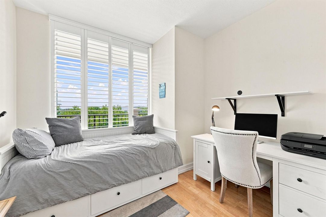 20_Bedroom