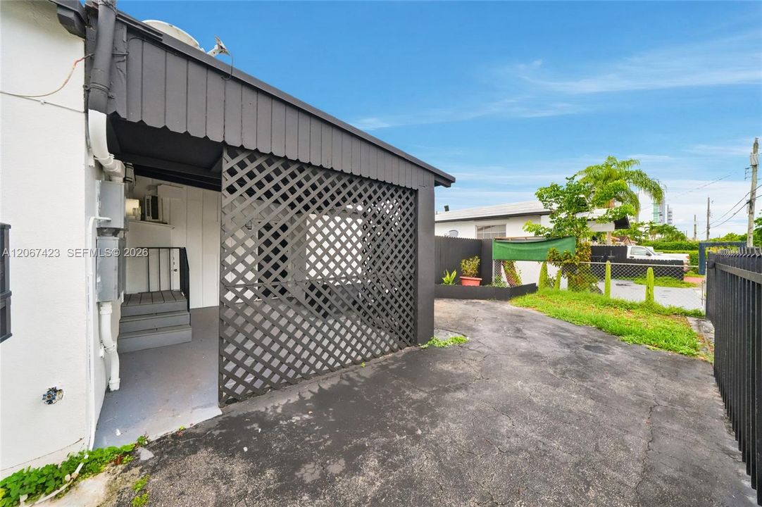 For Rent: $1,650 (0 beds, 1 baths, 2126 Square Feet)