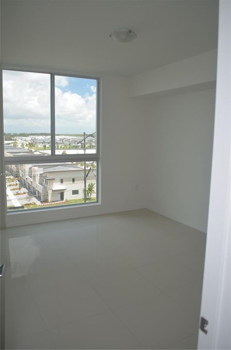 For Sale: $530,000 (3 beds, 2 baths, 1343 Square Feet)
