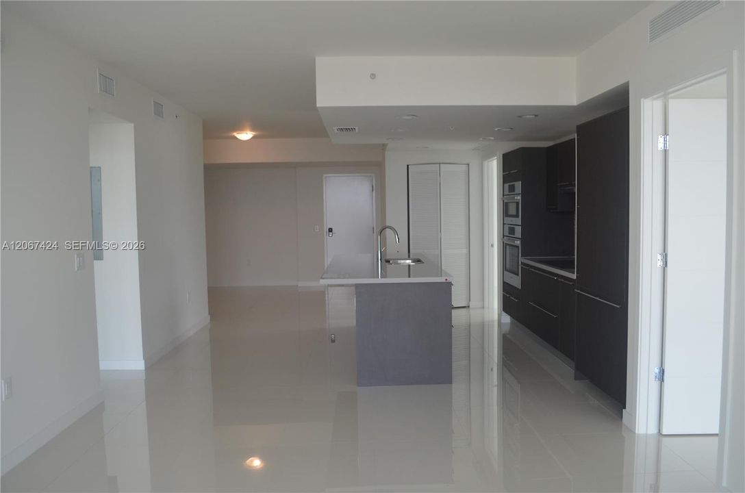 For Sale: $530,000 (3 beds, 2 baths, 1343 Square Feet)