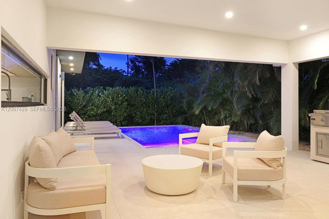 For Sale: $2,600,000 (5 beds, 3 baths, 3058 Square Feet)