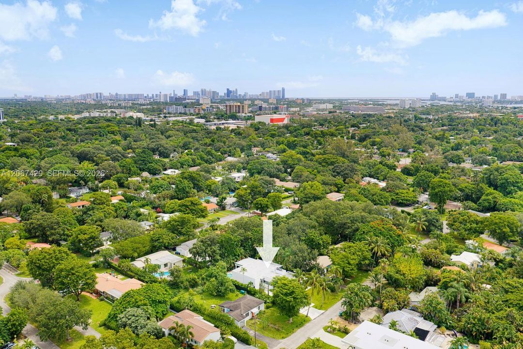 For Sale: $2,600,000 (5 beds, 3 baths, 3058 Square Feet)