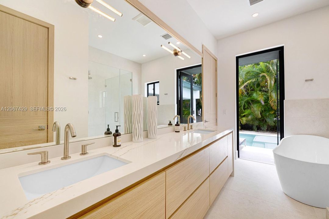 For Sale: $2,600,000 (5 beds, 3 baths, 3058 Square Feet)