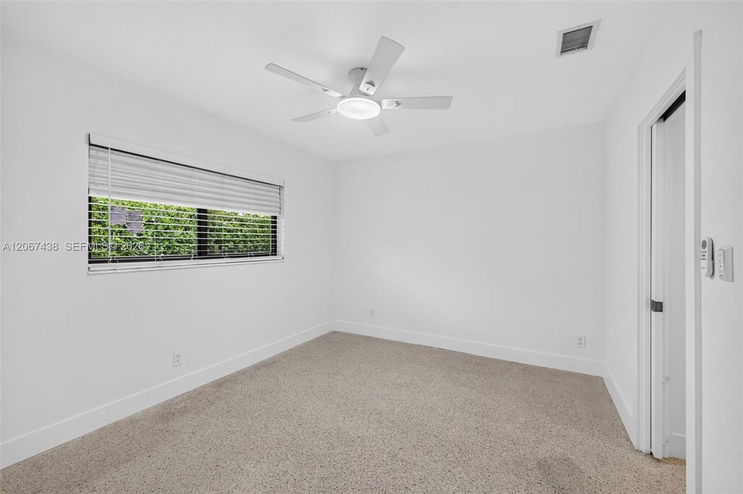 For Rent: $1,850 (1 beds, 1 baths, 520 Square Feet)