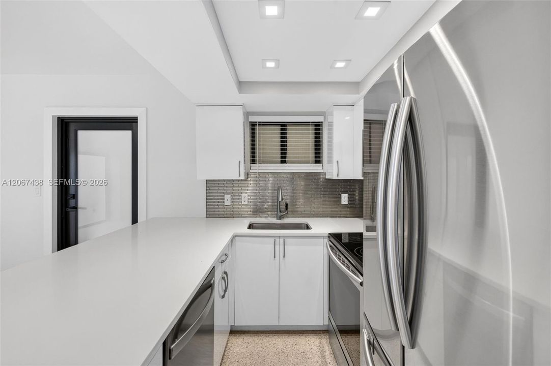 For Rent: $1,850 (1 beds, 1 baths, 520 Square Feet)