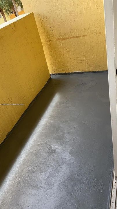 For Rent: $1,800 (1 beds, 1 baths, 848 Square Feet)
