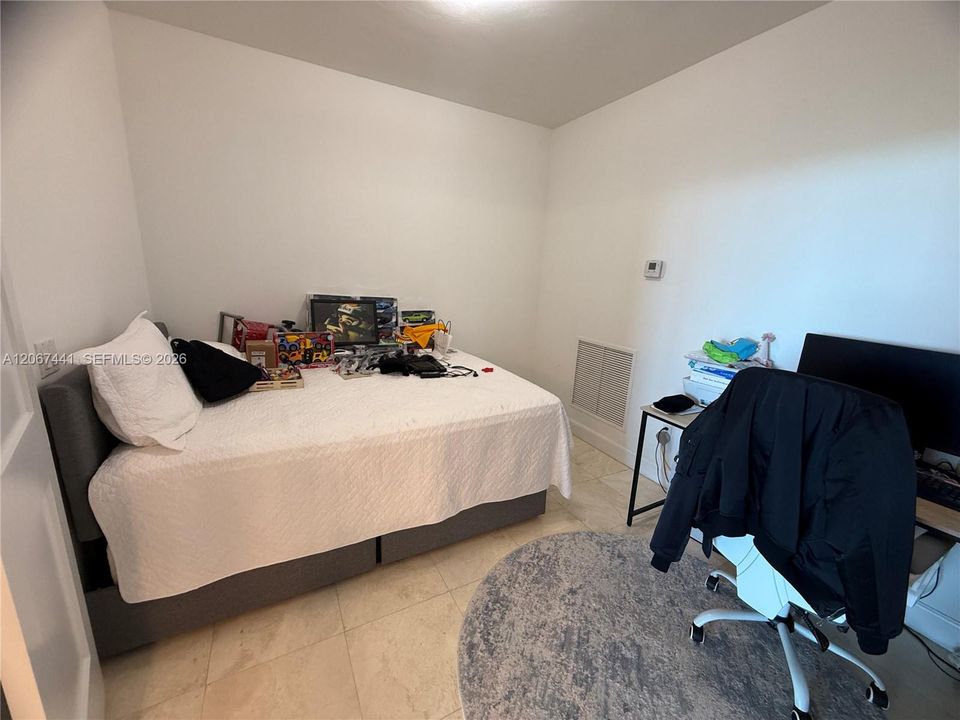 For Rent: $4,800 (3 beds, 2 baths, 1743 Square Feet)