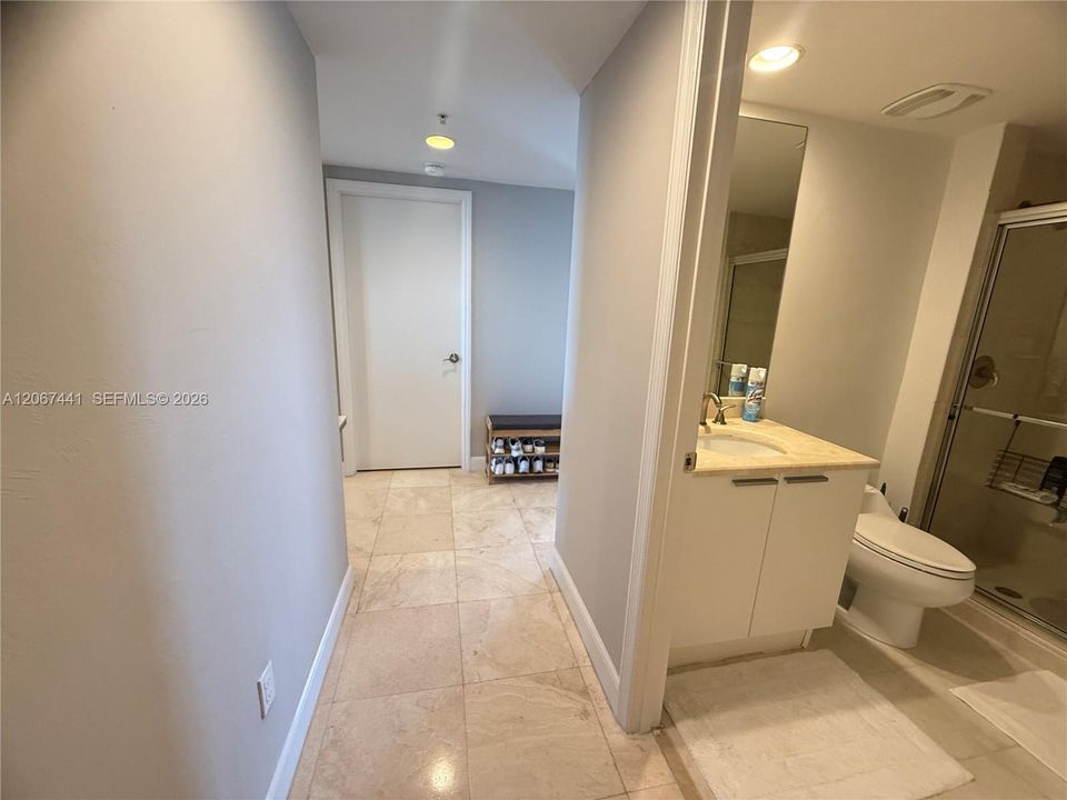 For Rent: $4,800 (3 beds, 2 baths, 1743 Square Feet)