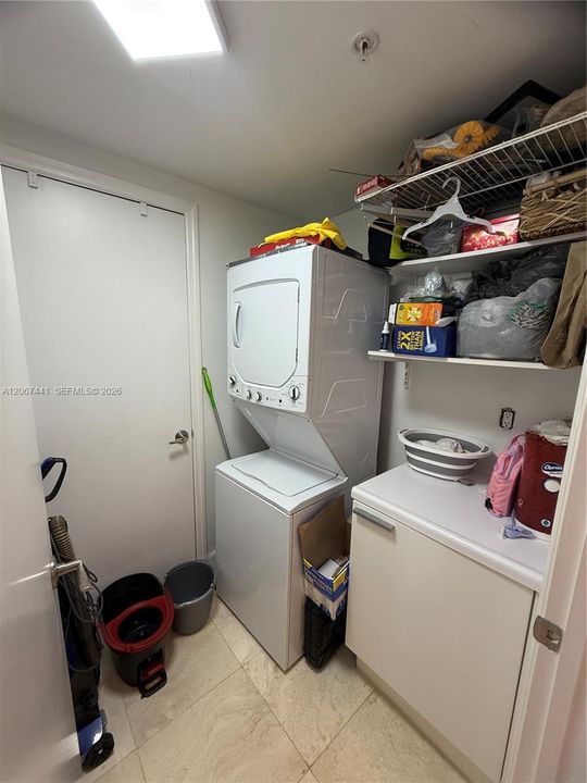 For Rent: $4,800 (3 beds, 2 baths, 1743 Square Feet)