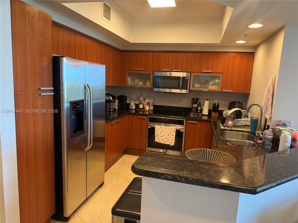 For Rent: $4,800 (3 beds, 2 baths, 1743 Square Feet)