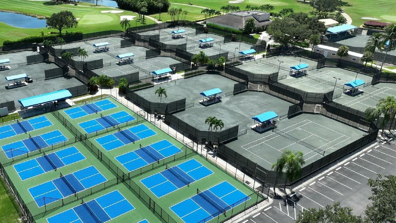 Raquet Sports Complex