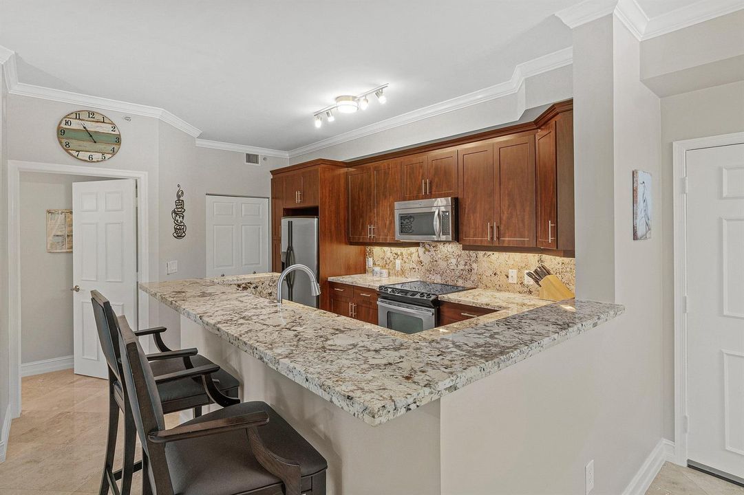 005-3606SouthOceanBoulevard-105-Highland