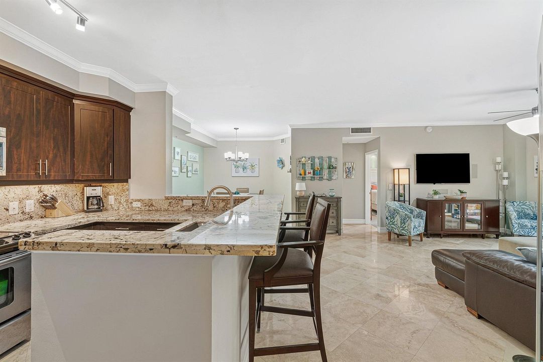 010-3606SouthOceanBoulevard-105-Highland