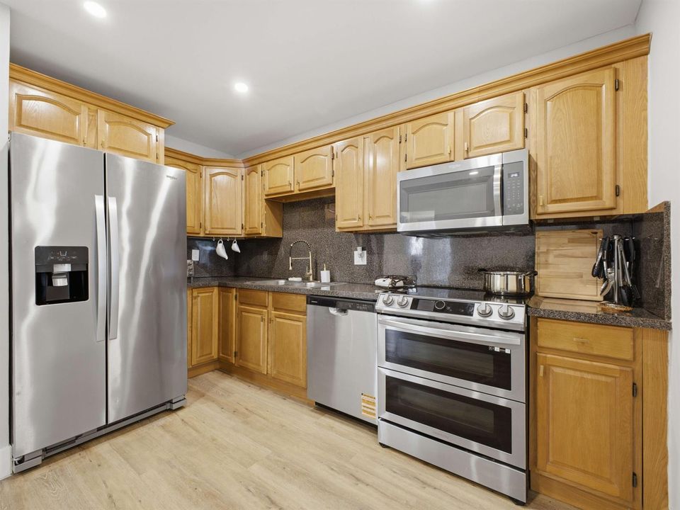 Kitchen 2