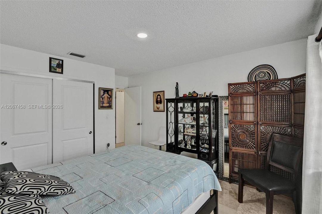 For Sale: $680,000 (3 beds, 2 baths, 1733 Square Feet)