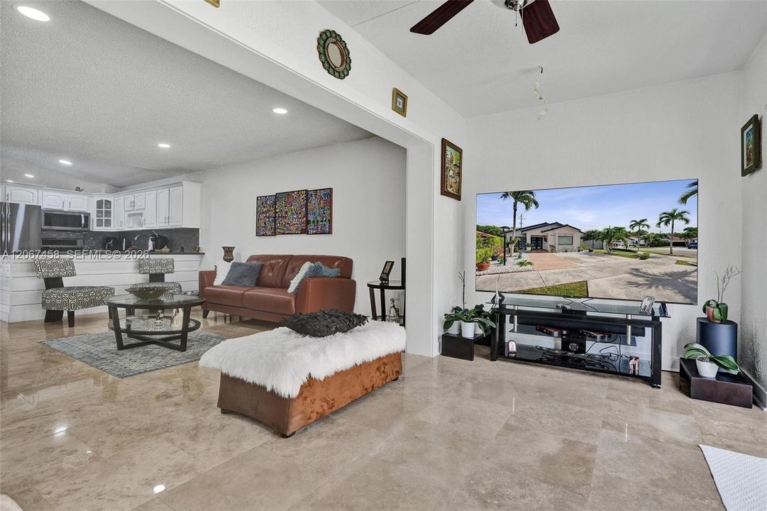 For Sale: $680,000 (3 beds, 2 baths, 1733 Square Feet)