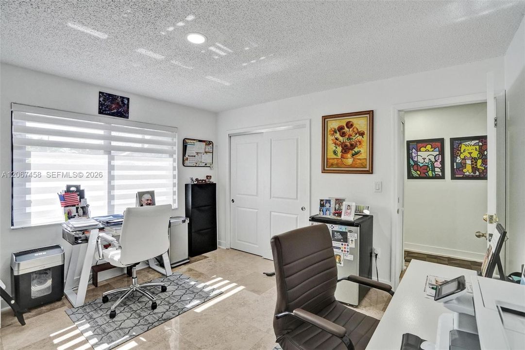 For Sale: $680,000 (3 beds, 2 baths, 1733 Square Feet)