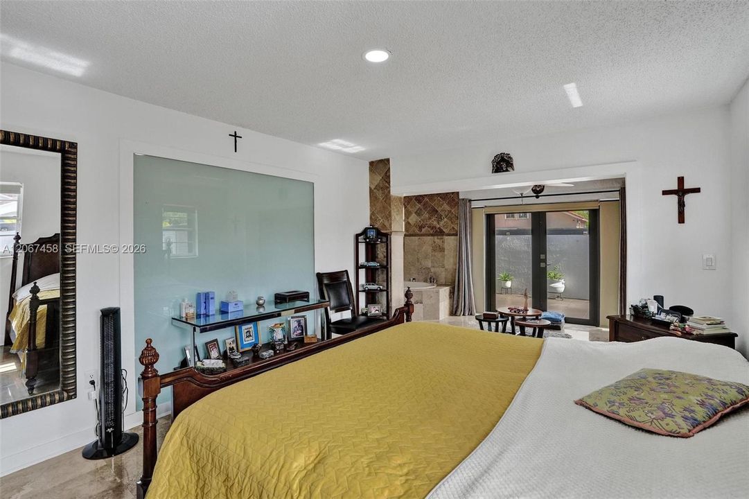 For Sale: $680,000 (3 beds, 2 baths, 1733 Square Feet)