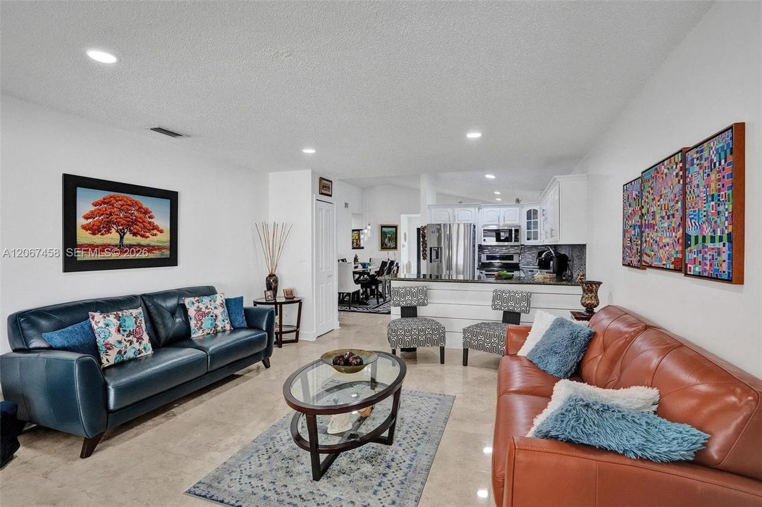 For Sale: $680,000 (3 beds, 2 baths, 1733 Square Feet)
