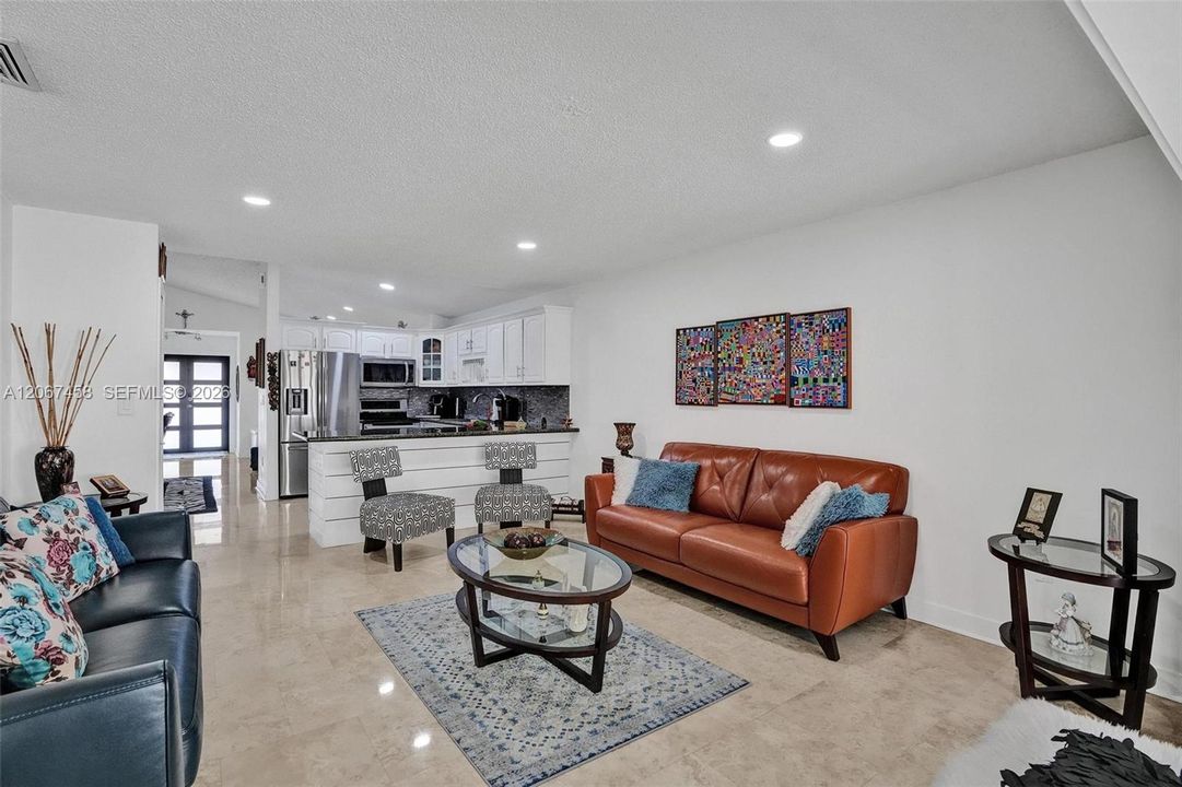 For Sale: $680,000 (3 beds, 2 baths, 1733 Square Feet)