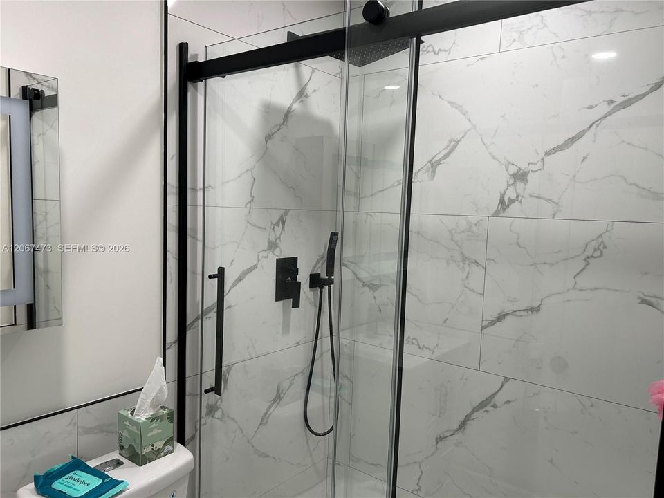 For Rent: $2,425 (2 beds, 2 baths, 1158 Square Feet)