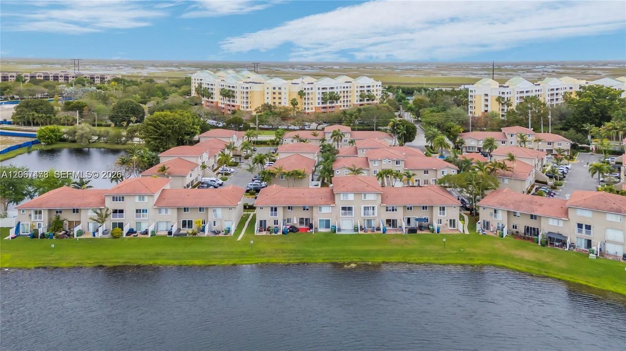 For Rent: $2,425 (2 beds, 2 baths, 1158 Square Feet)