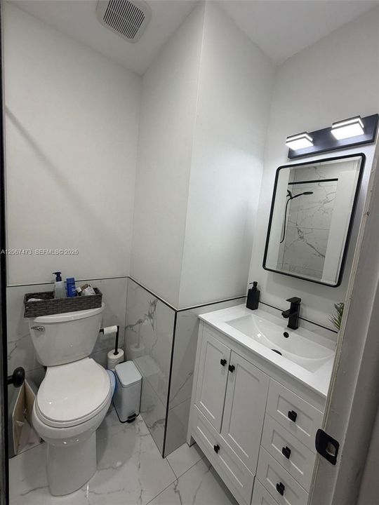 For Rent: $2,425 (2 beds, 2 baths, 1158 Square Feet)