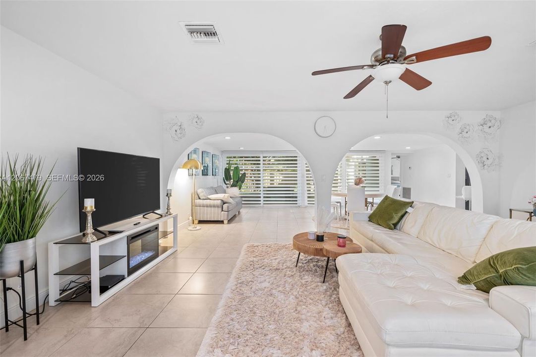 For Rent: $5,450 (4 beds, 3 baths, 2158 Square Feet)