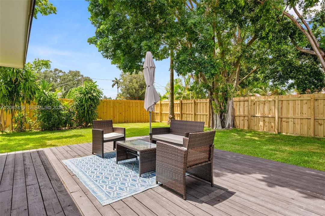 For Rent: $5,450 (4 beds, 3 baths, 2158 Square Feet)
